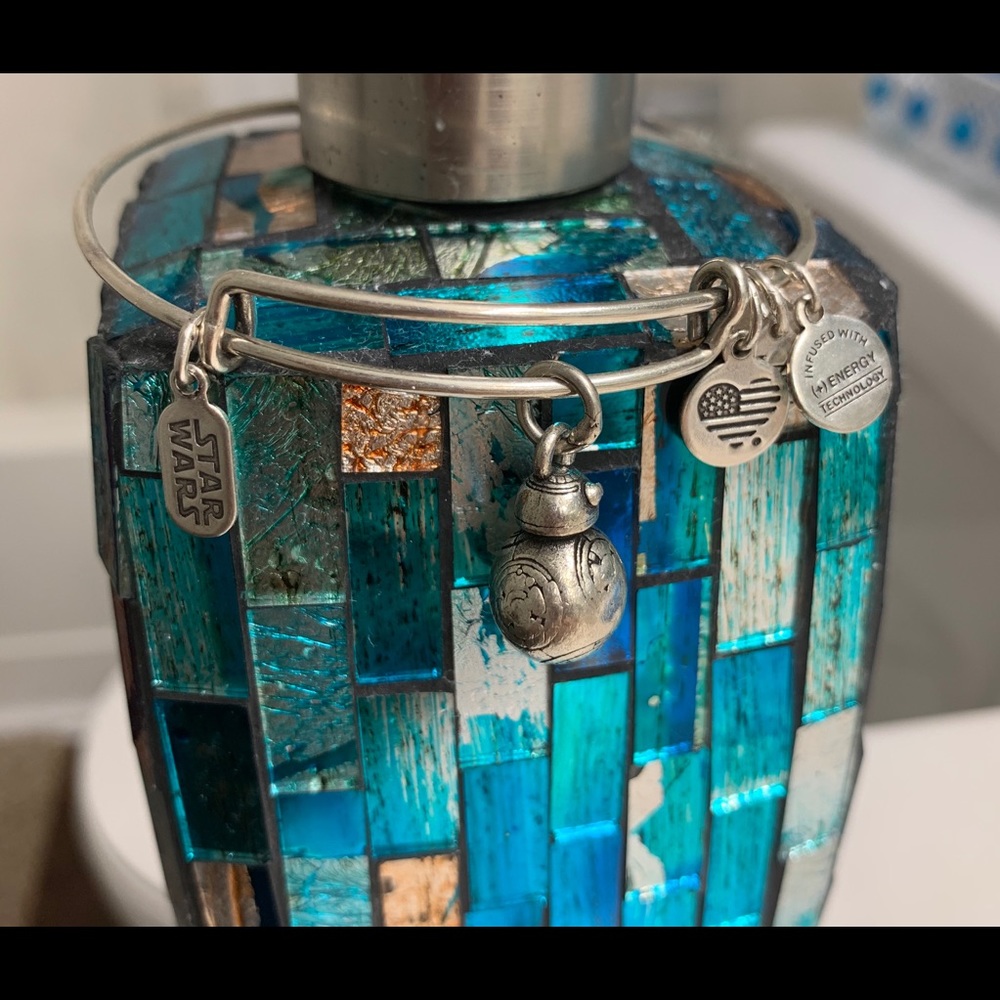 ALEX AND ANI Star Wars BB8 Bracelet